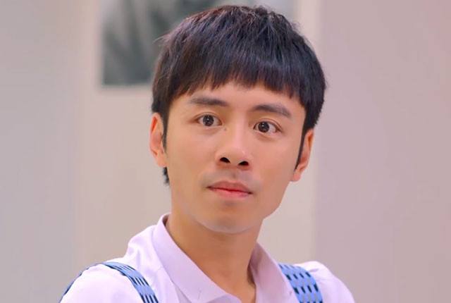 黄艺馨