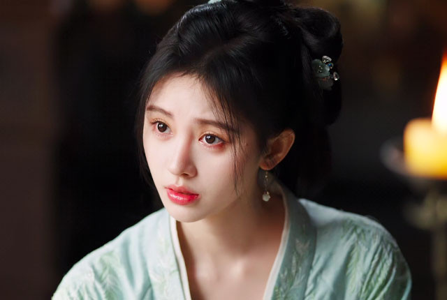 鞠婧祎