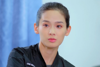 屈菁菁个人资料简介