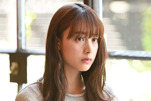 山本美月