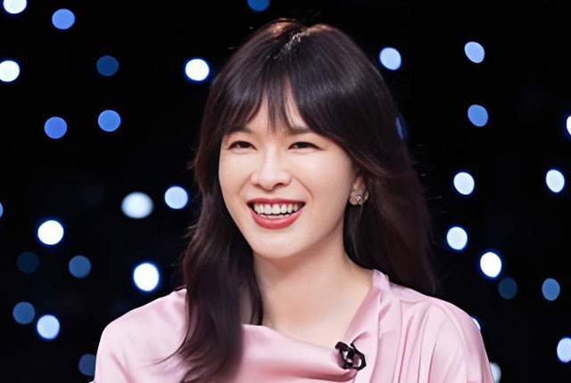 李艾